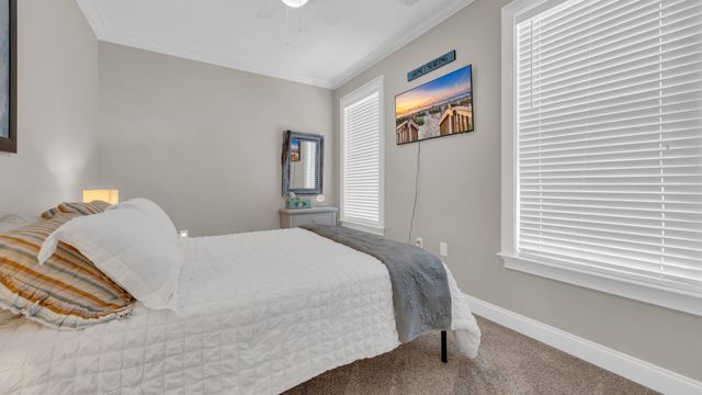 53 Harbourreef Dr., Pawleys Island, SC 29585