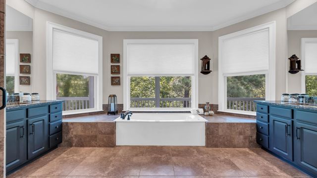 53 Harbourreef Dr., Pawleys Island, SC 29585