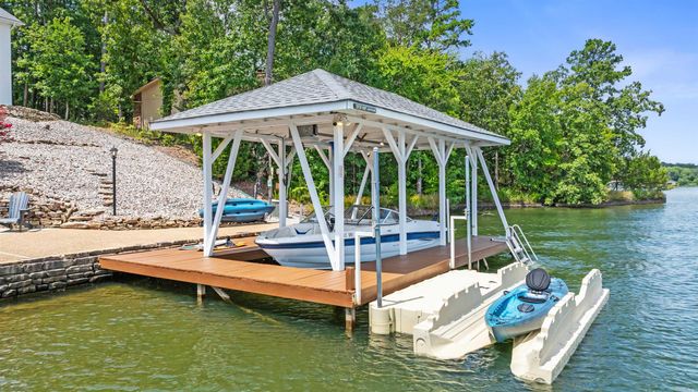 1 Hartura Point, Hot Springs Village, AR 71909