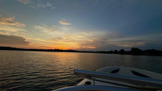 1 Hartura Point, Hot Springs Village, AR 71909