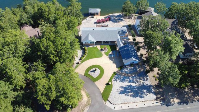 1 Hartura Point, Hot Springs Village, AR 71909