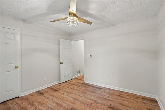 115 Lakeview Drive, Stockbridge, GA 30281