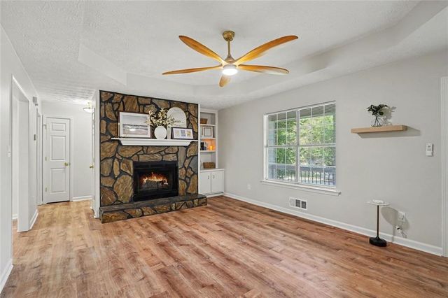 115 Lakeview Drive, Stockbridge, GA 30281