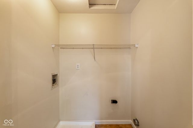 5721 Mornay Place, Indianapolis, IN 46254