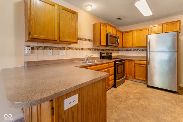 5721 Mornay Place, Indianapolis, IN 46254