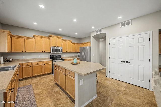 4430 E DES MOINES Street, Mesa, AZ 85205
