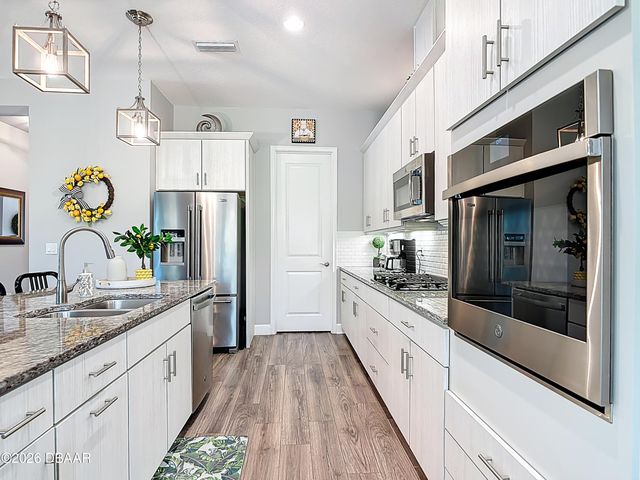 6260 W Fallsgrove Lane, Port Orange, FL 32128