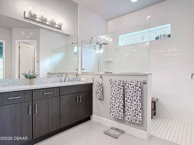 6260 W Fallsgrove Lane, Port Orange, FL 32128