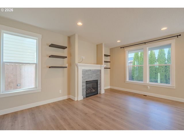 1145 S QUAIL RUN Pl, Ridgefield, WA 98642