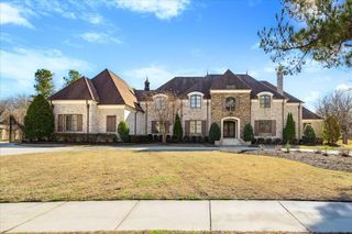 9043 S HOLLYBROOK LN, Germantown, TN 38138