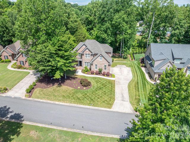 4017 Foxes Trail, Cramerton, NC 28032