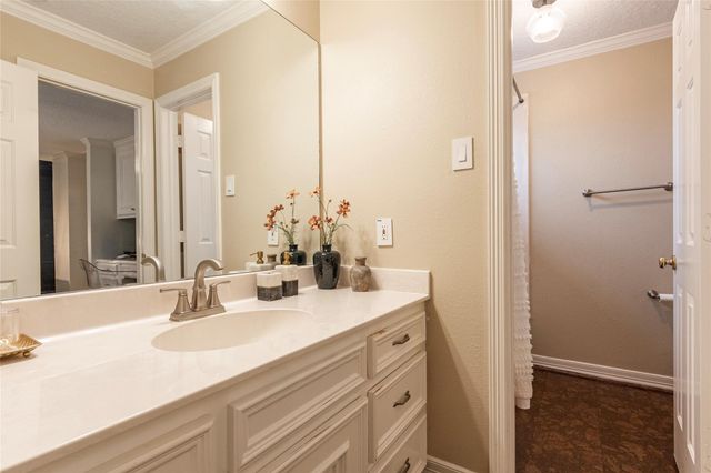 2534 De Four Trace, Seabrook, TX 77586