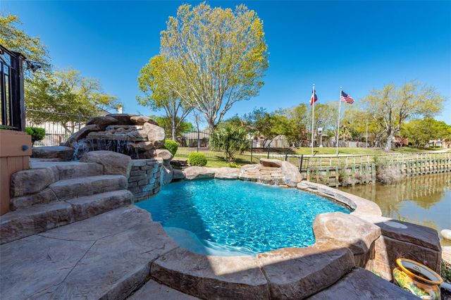 2534 De Four Trace, Seabrook, TX 77586