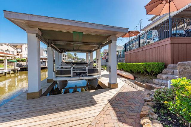 2534 De Four Trace, Seabrook, TX 77586