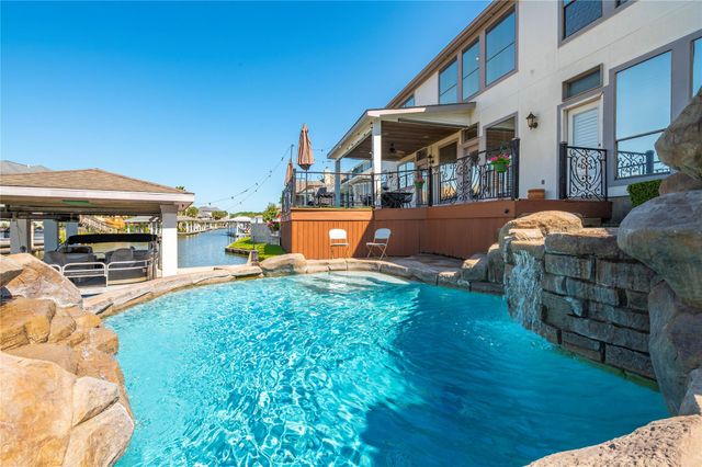 2534 De Four Trace, Seabrook, TX 77586