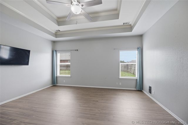 3335 S 204th East Avenue, Broken Arrow, OK 74014