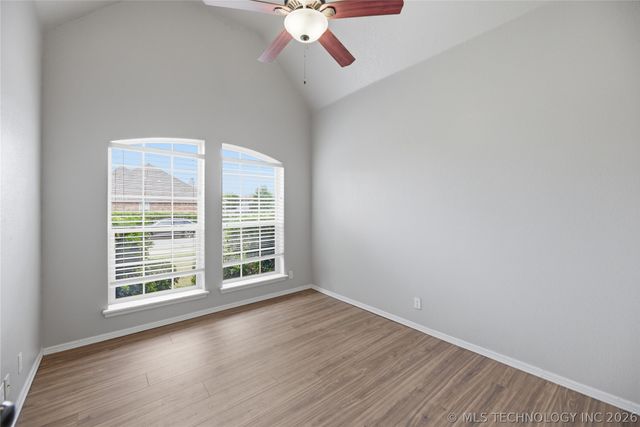 3335 S 204th East Avenue, Broken Arrow, OK 74014