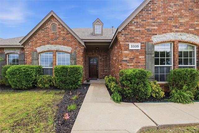 3335 S 204th East Avenue, Broken Arrow, OK 74014