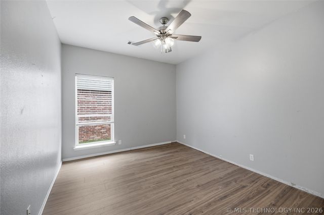 3335 S 204th East Avenue, Broken Arrow, OK 74014