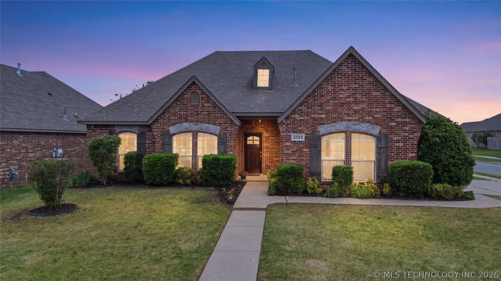 3335 S 204th East Avenue, Broken Arrow, OK 74014