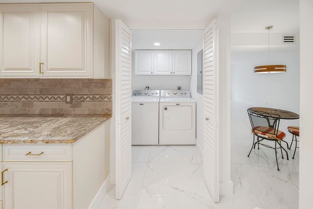 16300 Golf Club Road 114, Weston, FL 33326