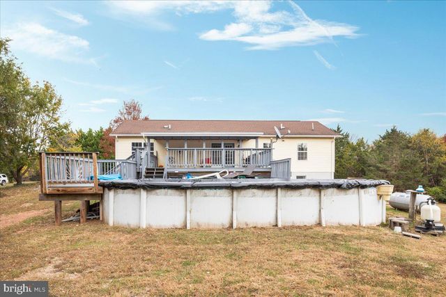 10346 GROVES FARM RD, Midland, VA 22728