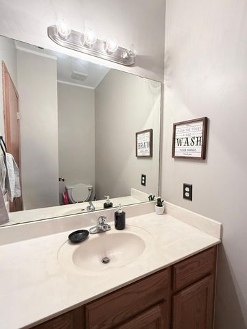 9467 Golden Eagle Lane, Monticello, MN 55362
