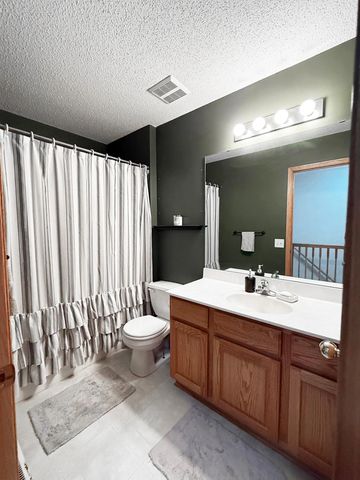 9467 Golden Eagle Lane, Monticello, MN 55362