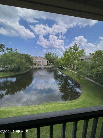 19 ARBOR CLUB Drive 318, Ponte Vedra Beach, FL 32082