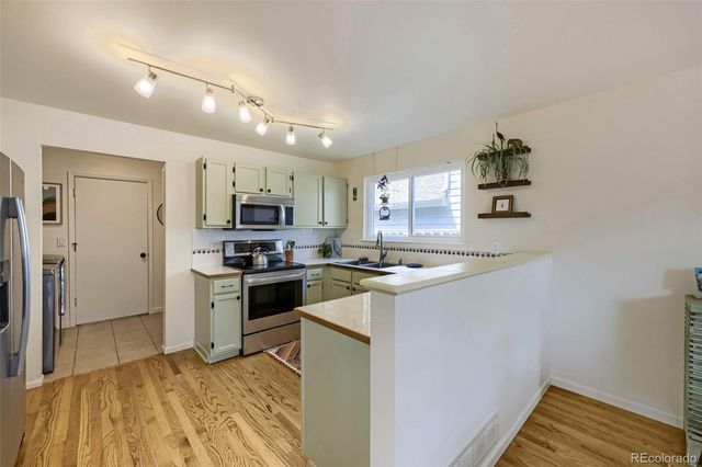 5688 S Youngfield Way, Littleton, CO 80127