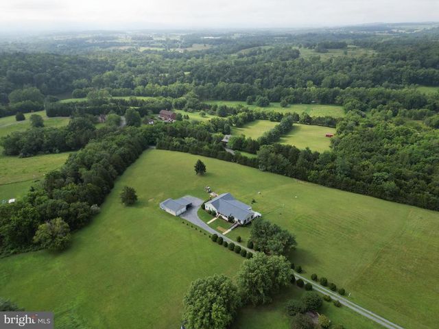 217 SILVER BELL LN, Luray, VA 22835