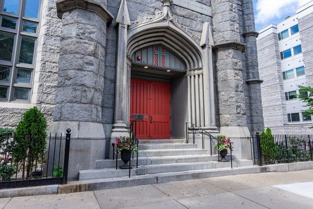 45 W Broadway 208, Boston, MA 02127
