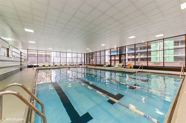 211 E Ohio Street 1906, Chicago, IL 60611