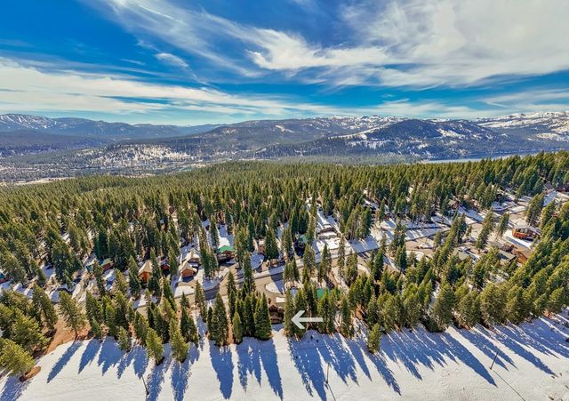 11221 Skislope Way, Truckee, CA 96161
