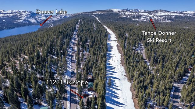 11221 Skislope Way, Truckee, CA 96161