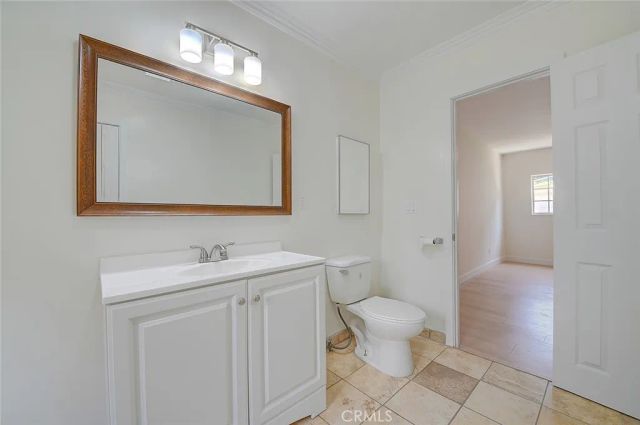811 E 42nd, Los Angeles, CA 90011