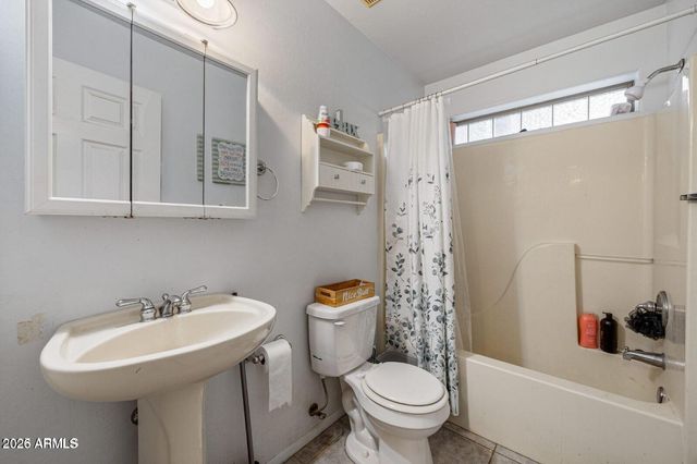 2870 MUSTANG Trail, Overgaard, AZ 85933