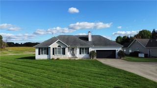 1033 Colonial Drive, Salem, OH 44460