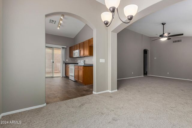 11338 W AUSTIN THOMAS Drive, Surprise, AZ 85378