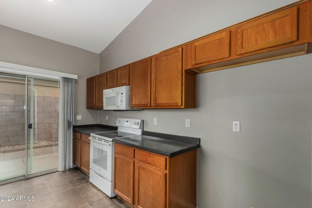 11338 W AUSTIN THOMAS Drive, Surprise, AZ 85378