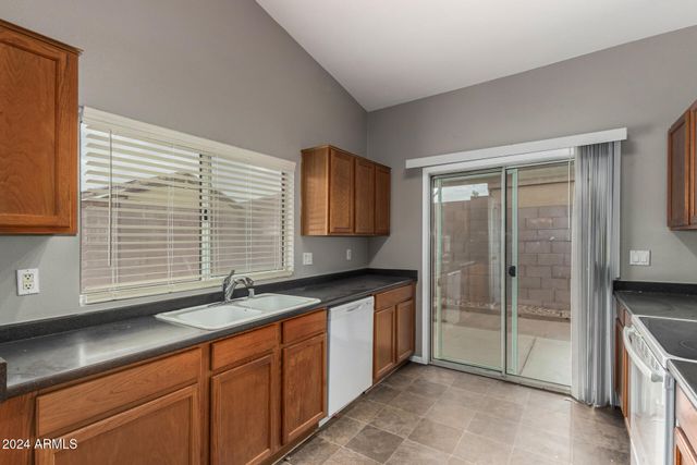 11338 W AUSTIN THOMAS Drive, Surprise, AZ 85378