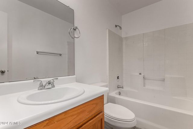 11338 W AUSTIN THOMAS Drive, Surprise, AZ 85378