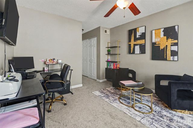 5845 Cougar Lane, Charlotte, NC 28269