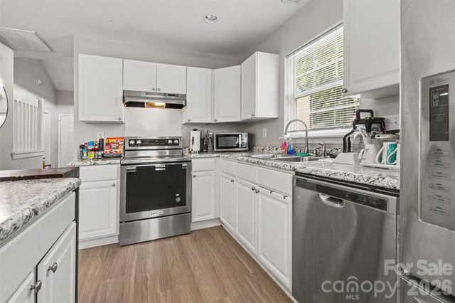 5845 Cougar Lane, Charlotte, NC 28269