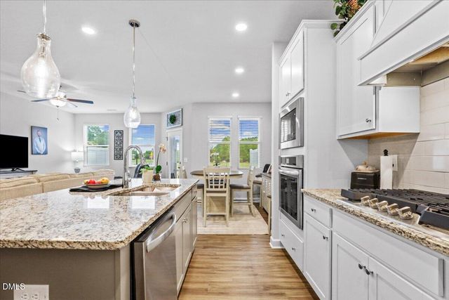 17 Village Edge Drive, Lillington, NC 27546