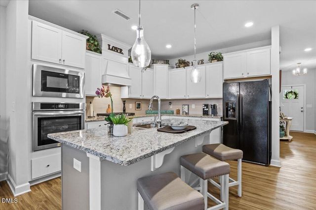 17 Village Edge Drive, Lillington, NC 27546