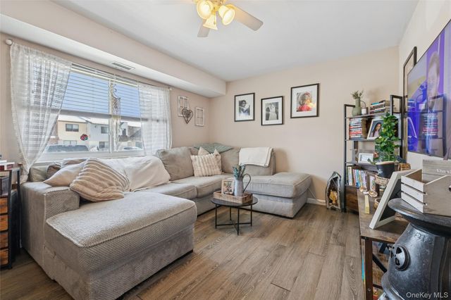 141 Pointe Circle N 141, Coram, NY 11727
