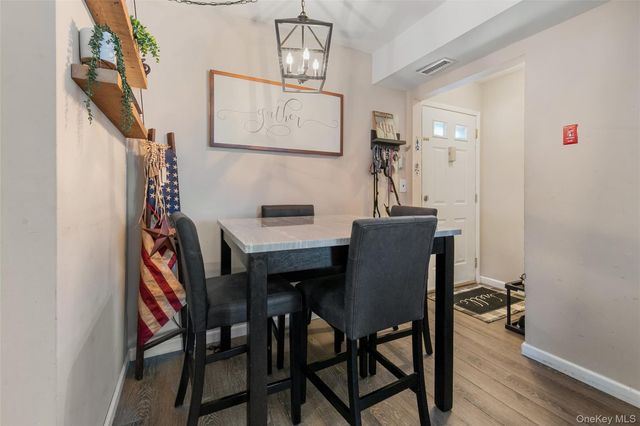 141 Pointe Circle N 141, Coram, NY 11727