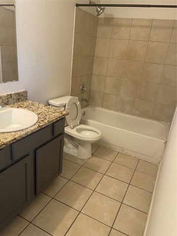 4600 Alamosa Street, Fort Worth, TX 76119