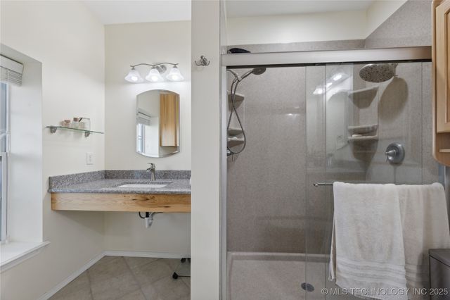 16550 S Elwood Avenue, Glenpool, OK 74033